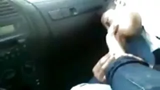 Motina atsigulė į tą pačią lovą su sūnumi ir pradėjo su juo dulkintis
